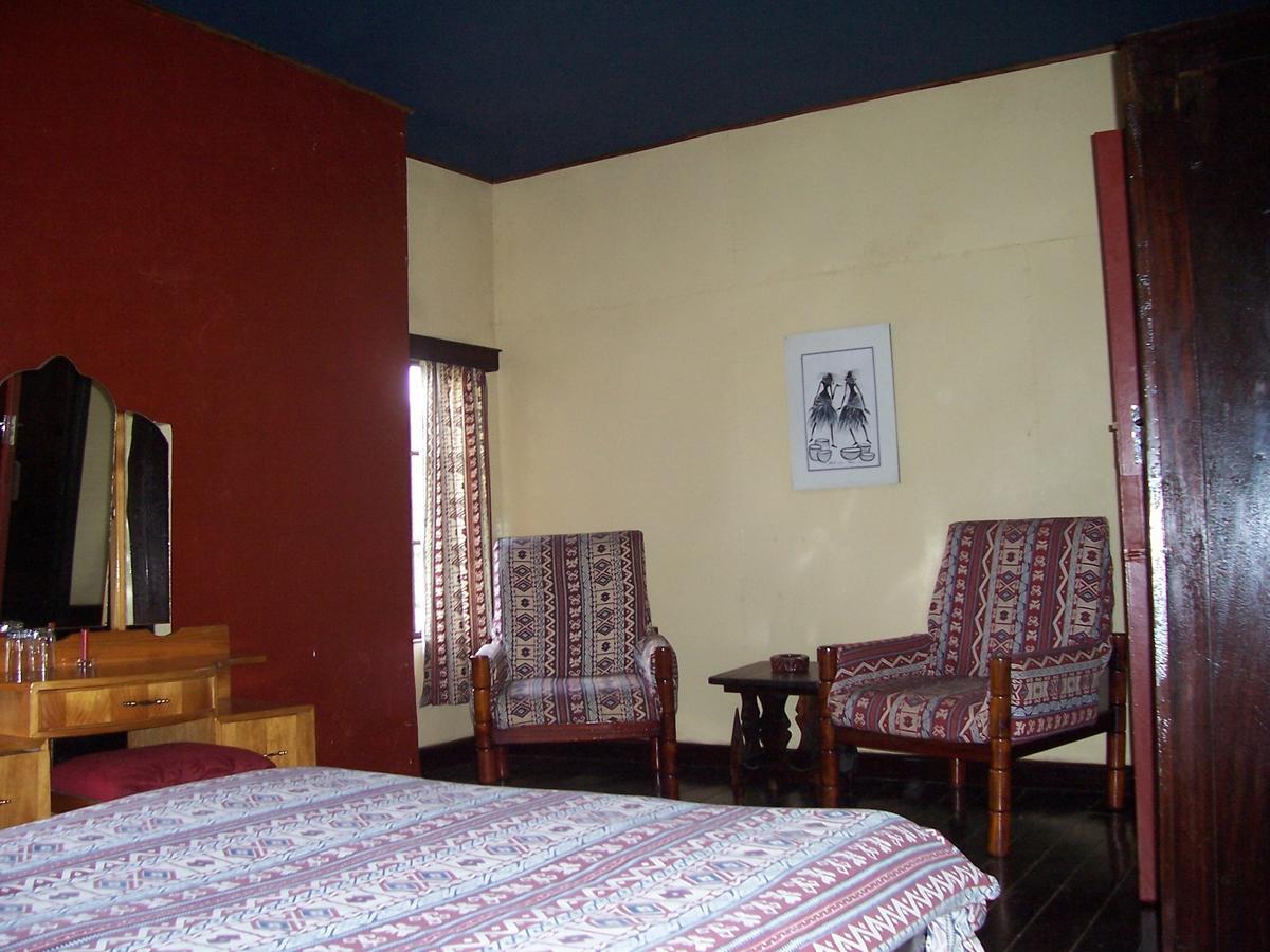 Mount Kenya National Park Castle Forest Lodge المظهر الخارجي الصورة