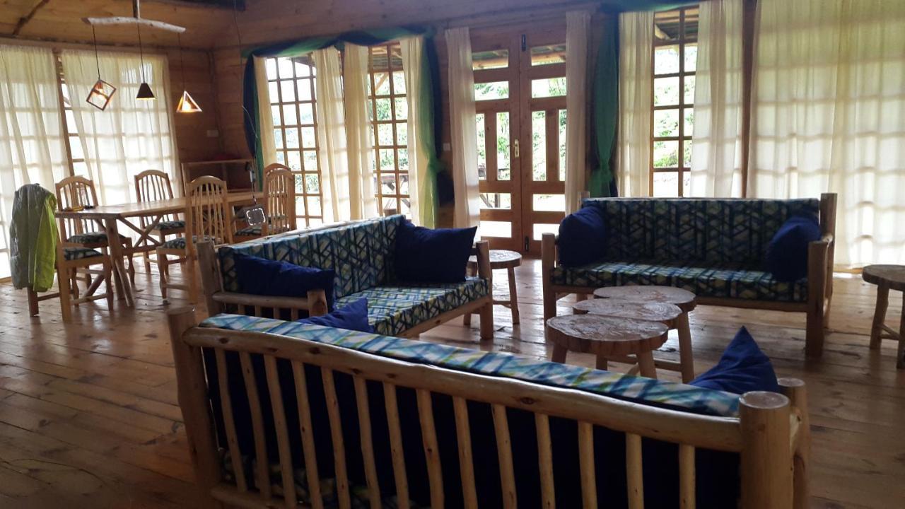 Mount Kenya National Park Castle Forest Lodge المظهر الخارجي الصورة